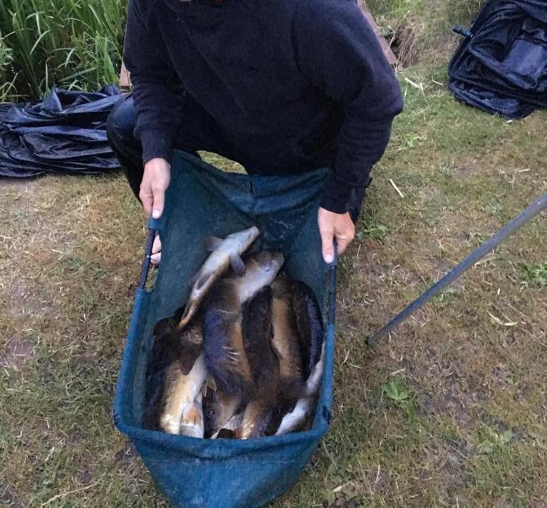 诺丁汉Peacock Lake Glamping别墅 外观 照片